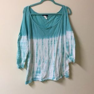 Plus Size Cold Shoulder Shirt